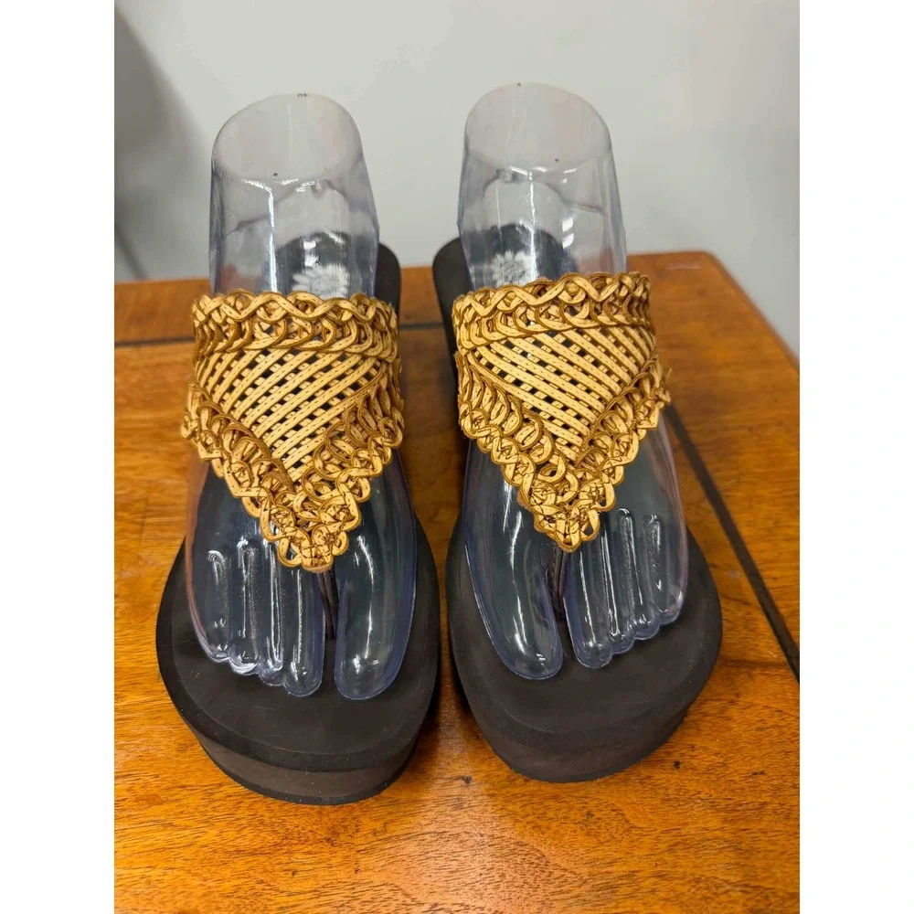 Yellow Box Womens 8 Woven Straw Platform Wedge Thong Sandals Tan Black Boho